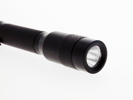 Saku Dokter LED Pen Senter Ukuran Kecil 6400K Suhu Warna